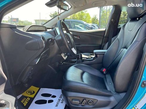 Toyota Prius 2018 - фото 8