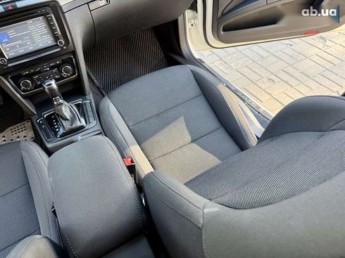 Skoda Superb 2013 - фото 24