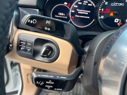 Porsche Cayenne 2021 белый - фото 28