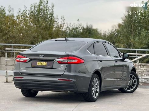 Ford Fusion 2020 - фото 12