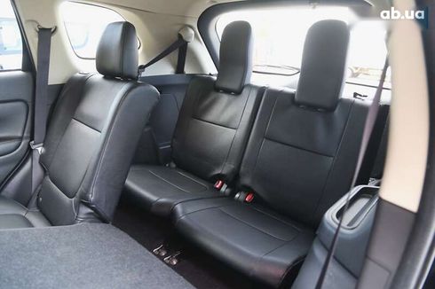 Mitsubishi Outlander 2017 - фото 9