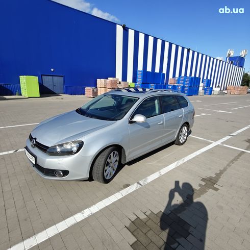 Volkswagen Golf 2009 серебристый - фото 5
