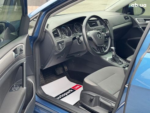 Volkswagen e-Golf 2016 синий - фото 12