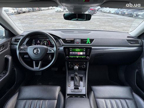 Skoda Superb 2019 серый - фото 44