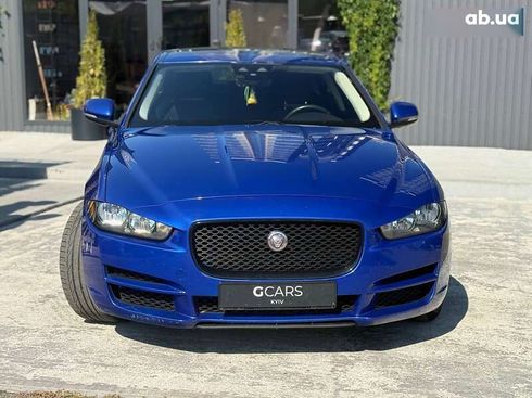Jaguar XE 2018 - фото 3