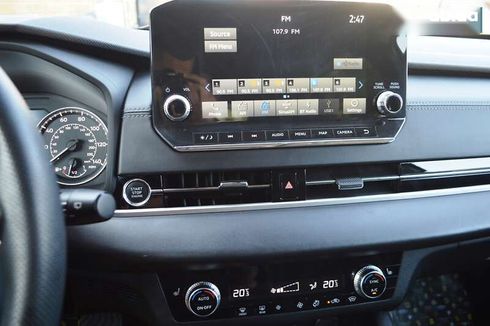 Mitsubishi Outlander 2021 - фото 30