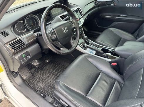 Honda Accord 2013 - фото 16