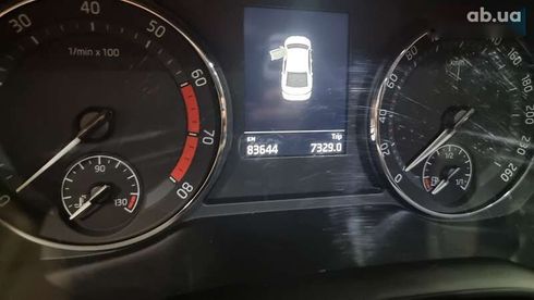 Skoda Octavia 2021 - фото 12
