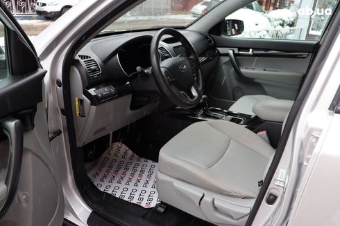 Kia Sorento 2015 - фото 4