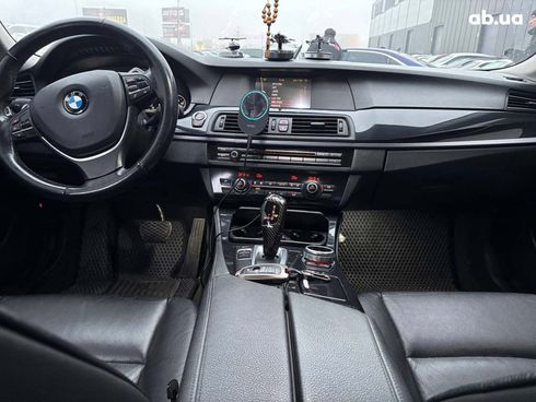 BMW 5 серия 2013 серый - фото 12