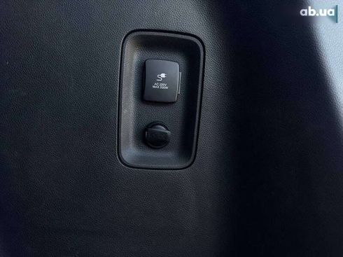Hyundai Santa Fe 2017 - фото 10