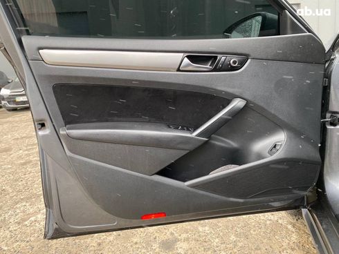 Volkswagen Passat 2012 серый - фото 35