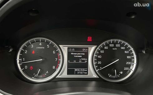 Suzuki Vitara 2020 - фото 17