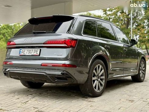 Audi Q7 2021 - фото 15
