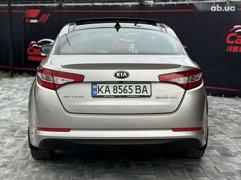 Kia Optima 2013 - фото 16