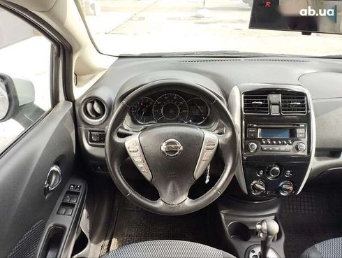 Nissan Versa 2015 - фото 25