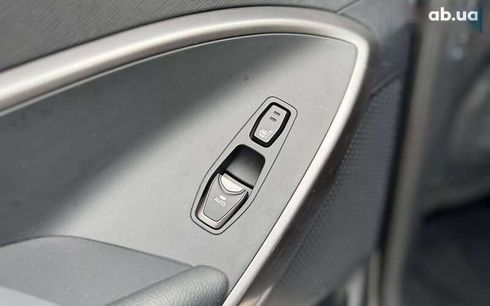 Hyundai Santa Fe 2016 - фото 18