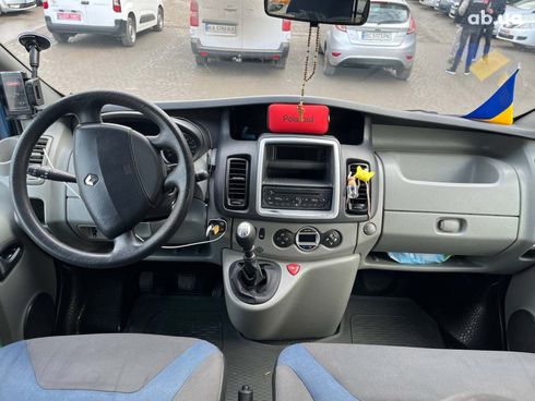 Renault Trafic 2010 синий - фото 27