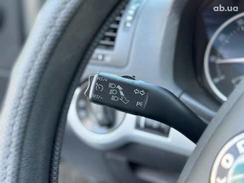 Skoda octavia a5 2009 бежевый - фото 38