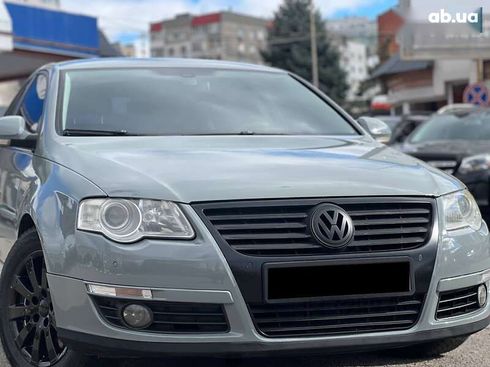 Volkswagen Passat 2009 - фото 3