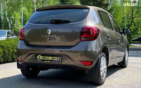 Renault Sandero 2020 - фото 7