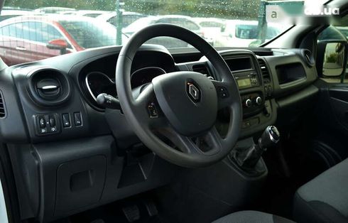 Renault Trafic 2020 - фото 24