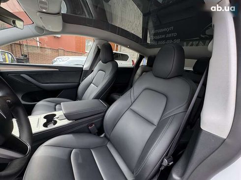 Tesla Model Y 2024 - фото 23