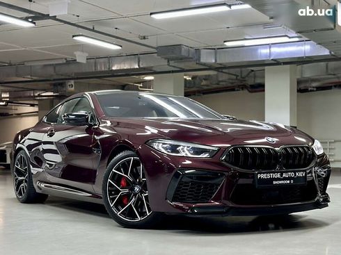 BMW M8 2022 - фото 2