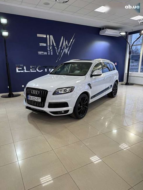 Audi Q7 2015 - фото 14