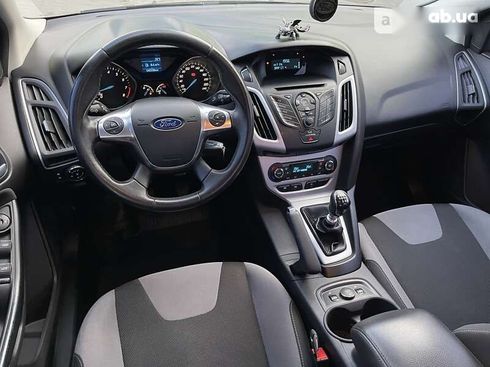 Ford Focus 2013 - фото 24