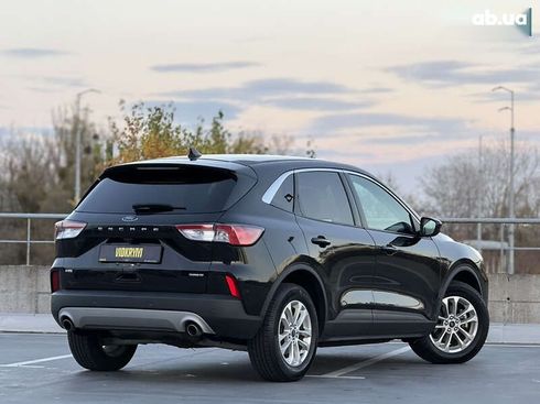 Ford Escape 2021 - фото 21