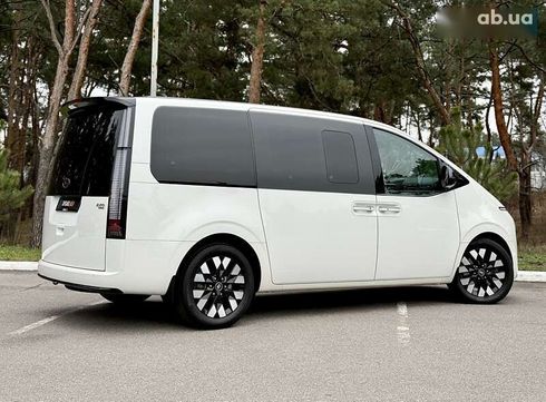 Hyundai Staria 2021 - фото 19