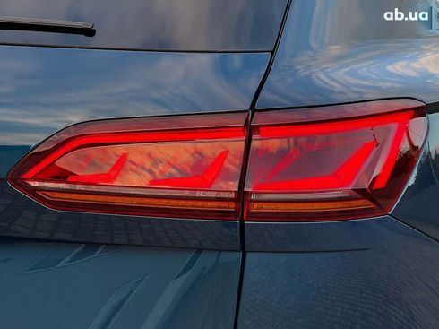 Volkswagen Touareg 2021 - фото 26