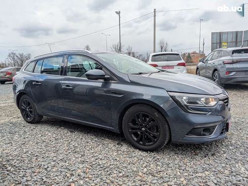 Renault Megane 2017 - фото 4