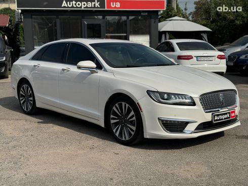 Lincoln MKZ 2019 белый - фото 5