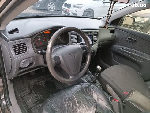 Kia Rio 2008 черный - фото 13