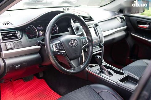 Toyota Camry 2015 - фото 11