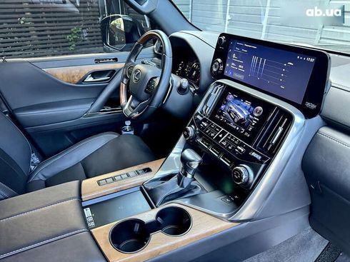 Lexus LX 2022 - фото 25