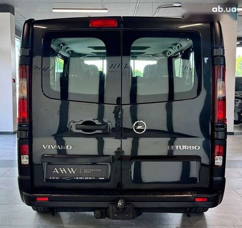 Opel Vivaro 2017 - фото 17