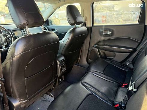 Jeep Compass 2018 - фото 13