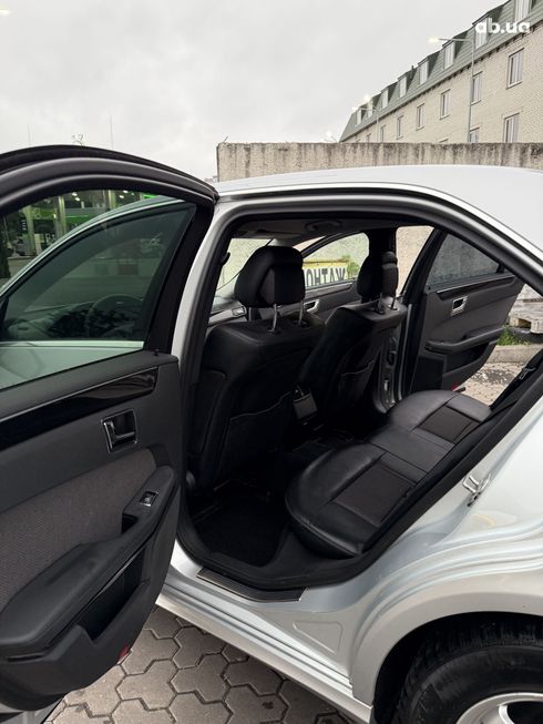 Mercedes-Benz E-Класс 2010 - фото 5