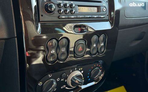Dacia Duster 2011 - фото 19
