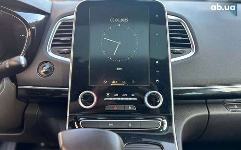 Renault Espace 2016 - фото 17
