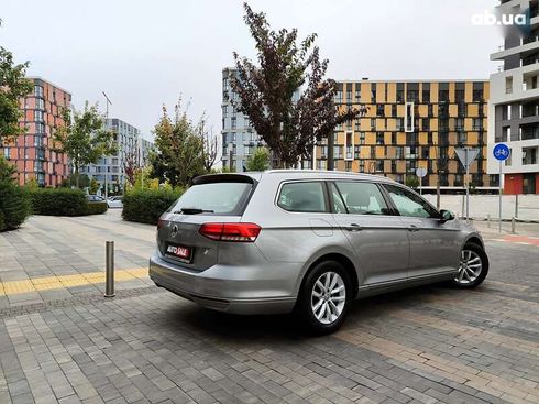 Volkswagen Passat 2019 - фото 25