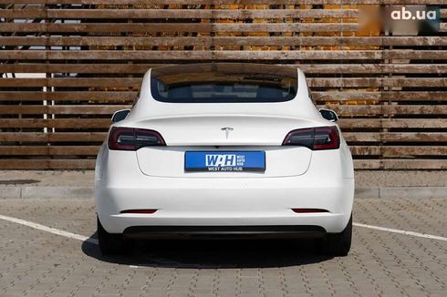 Tesla Model 3 2019 - фото 9