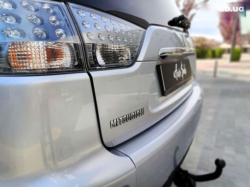 Mitsubishi Outlander 2011 - фото 15