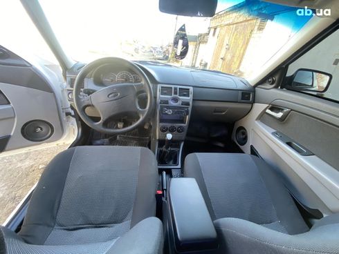 ВАЗ Priora 2010 белый - фото 4