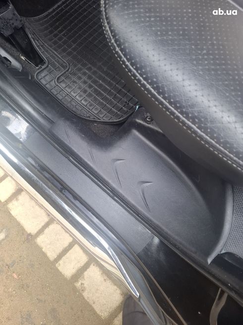 Peugeot 4007 2008 - фото 9