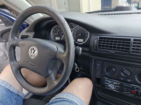 Volkswagen Passat 2001 - фото 12