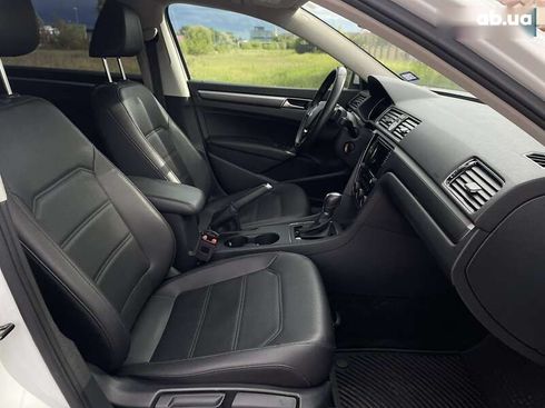 Volkswagen Passat 2017 - фото 14
